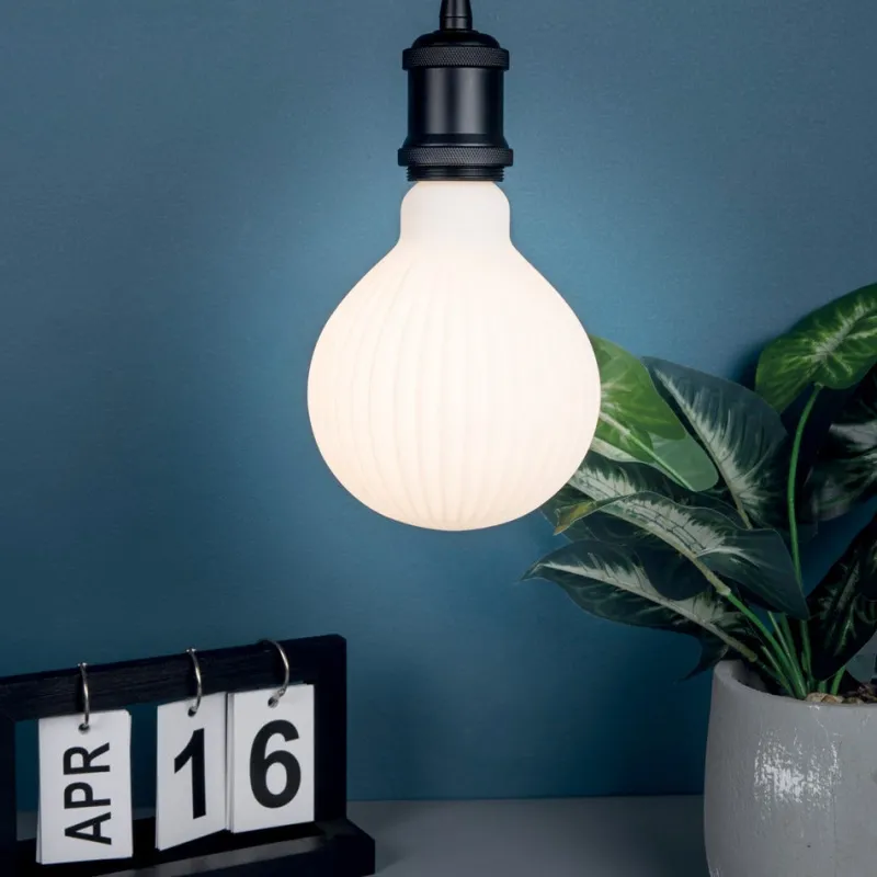 Clearance XANLITE Ampoule LED déco G95 E27 1055lm 9W 3000k blanc chaud