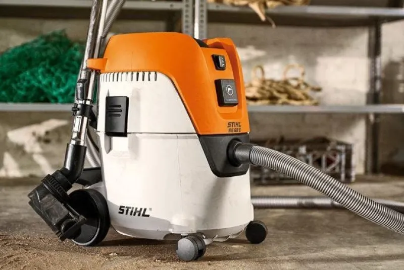 New STIHL Aspirateur électrique eau et poussière SE62E