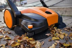 STIHL Balayeuse mécanique KG 770