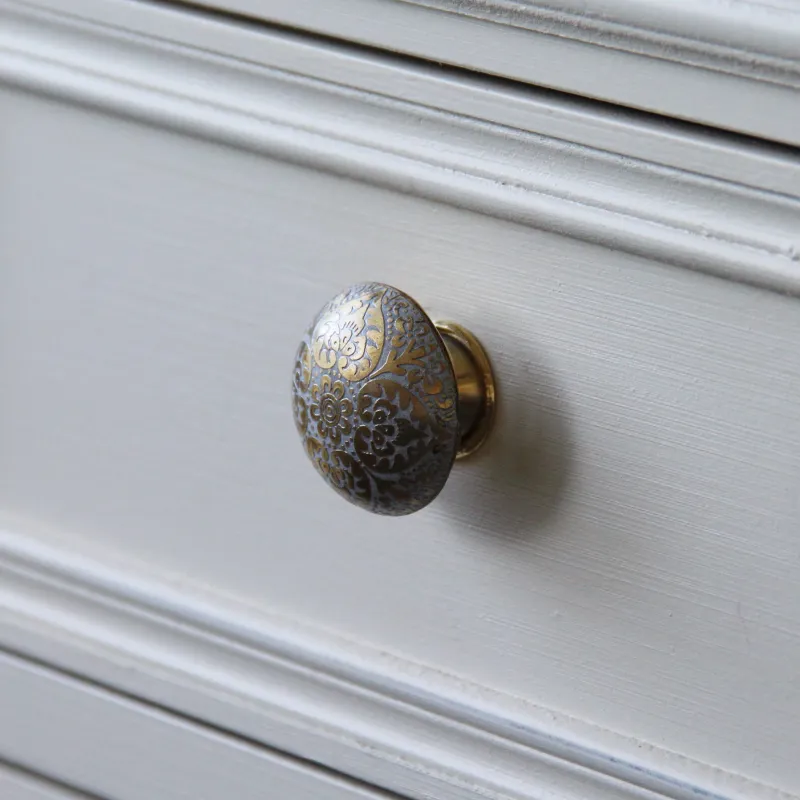 Best Bouton bombe Ø32 mm en laiton fond blanc gravure dorée x2