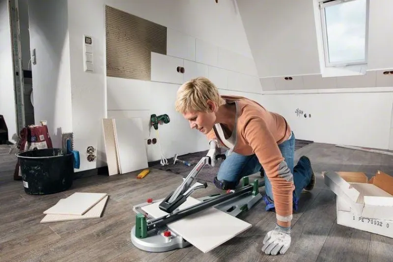 Online BOSCH Carrelette PTC 640