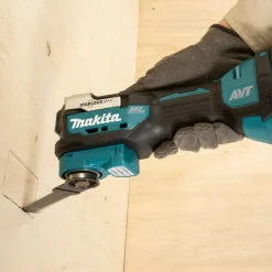 Sale MAKITA Découpeur-ponceur multifonctions LXT 18V Li-Ion (pdt seul)