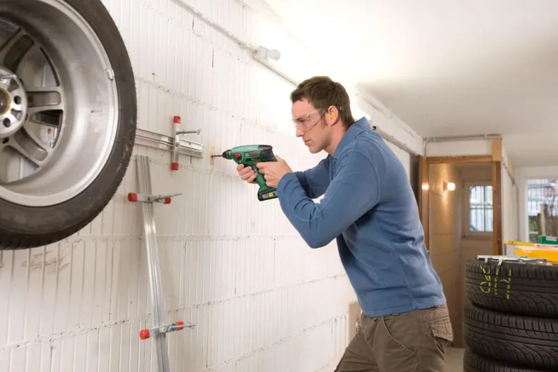 Outlet BOSCH Perforateur sans fil Uneo Maxx 18V outil seul