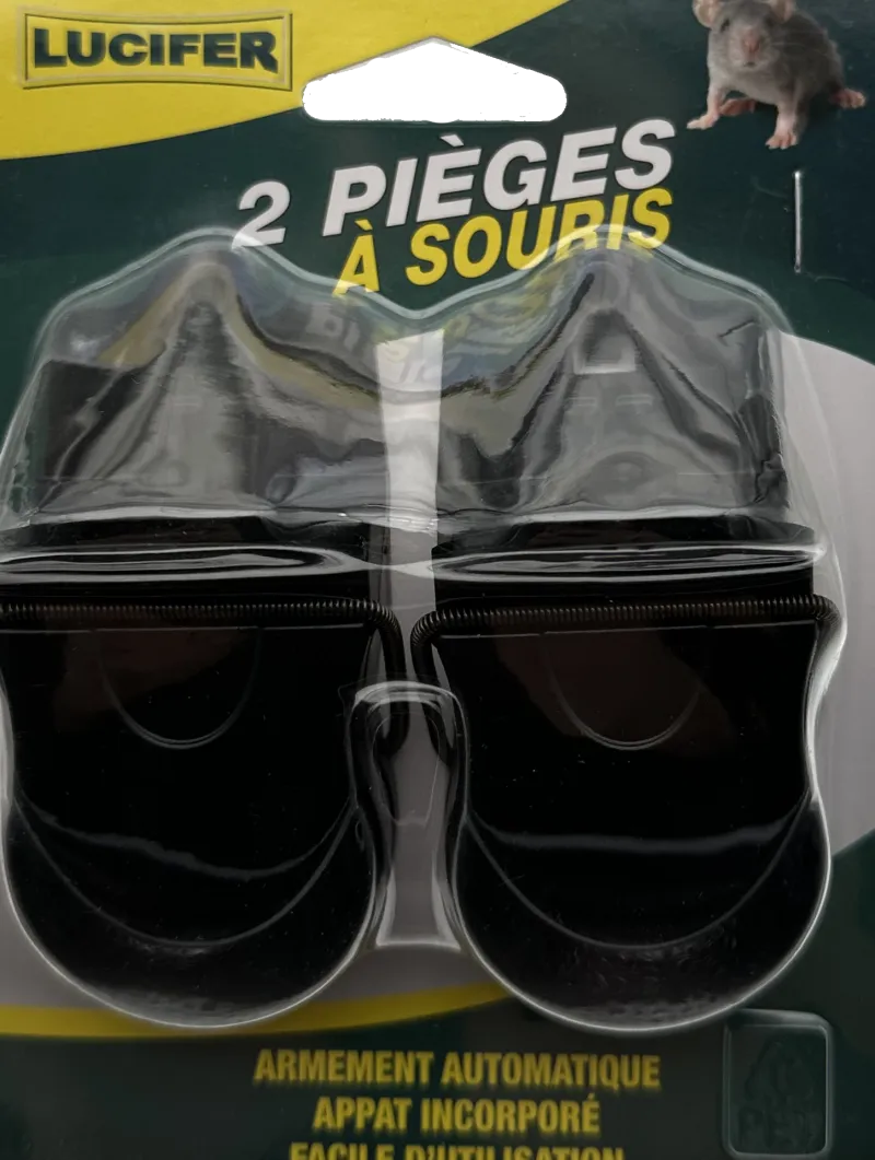 Clearance 2 pièges à souris en plastique pré appâtés LUCIFER