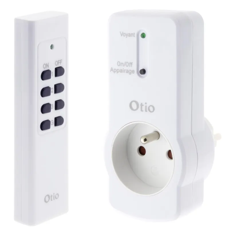 Outlet ZENITECH Prise télécommandée + télécommande blanc