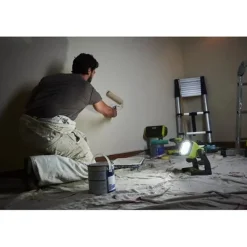 RYOBI Projecteur LED 18V ONE+ (produit seul)